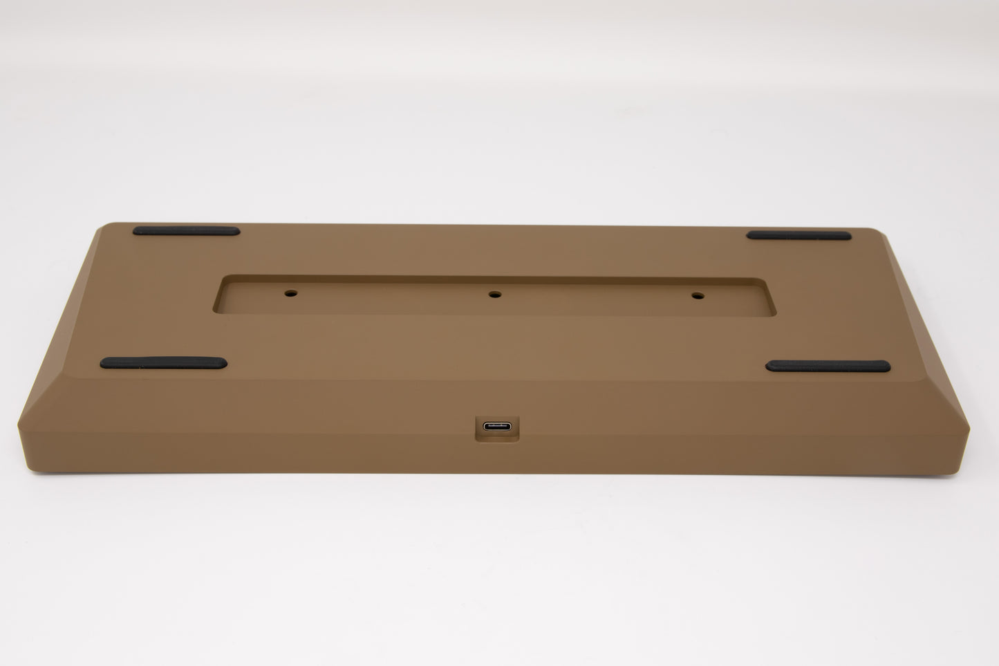 SUS75 - #018 - Coyote Tan