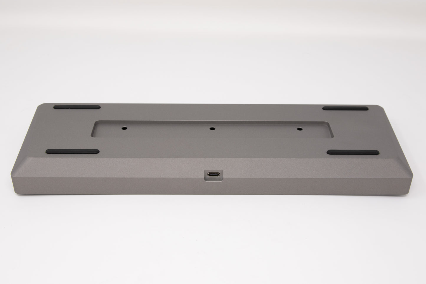 SUS65 - #011 - Titanium