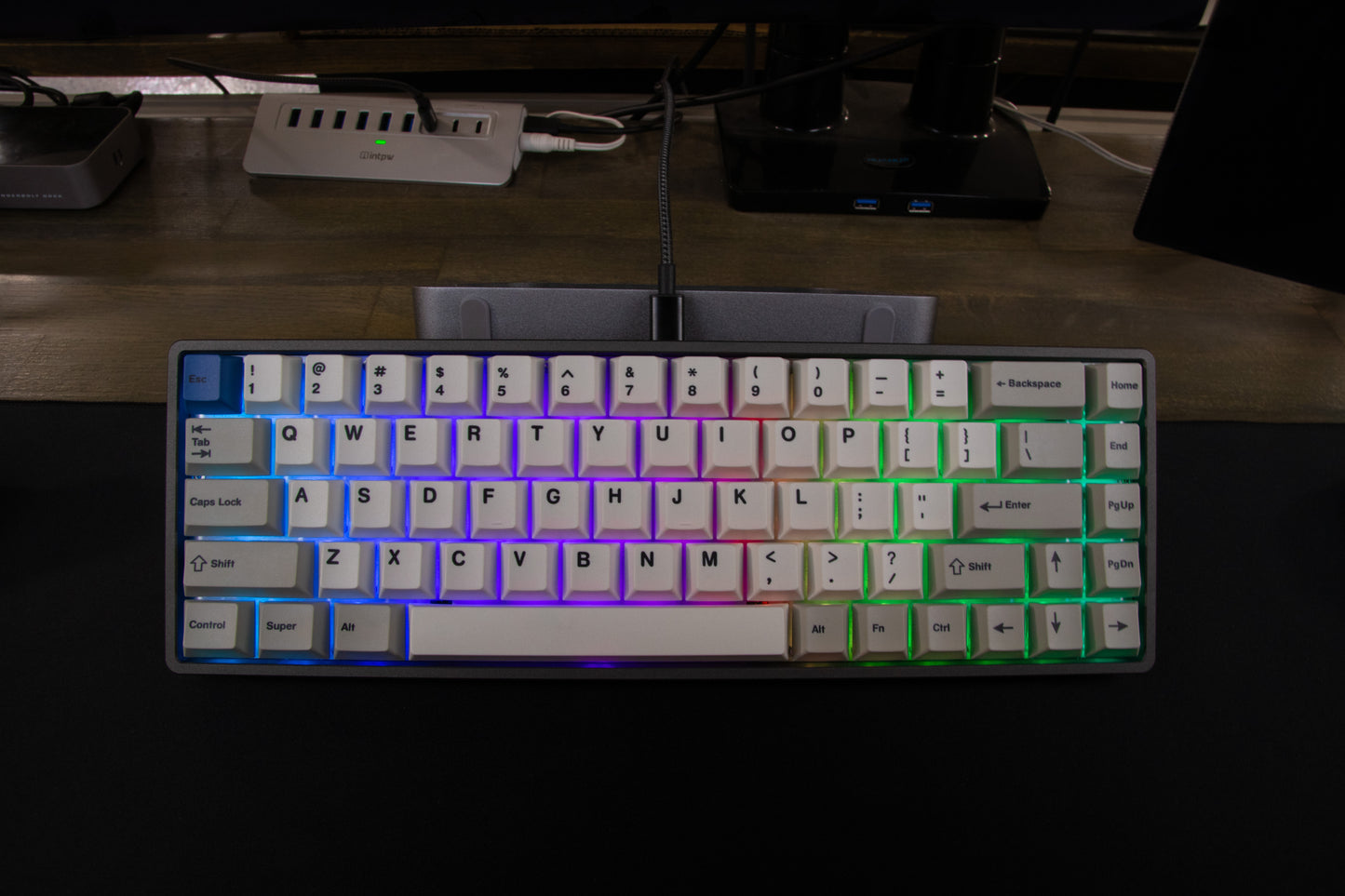 SUS65 - #011 - Titanium